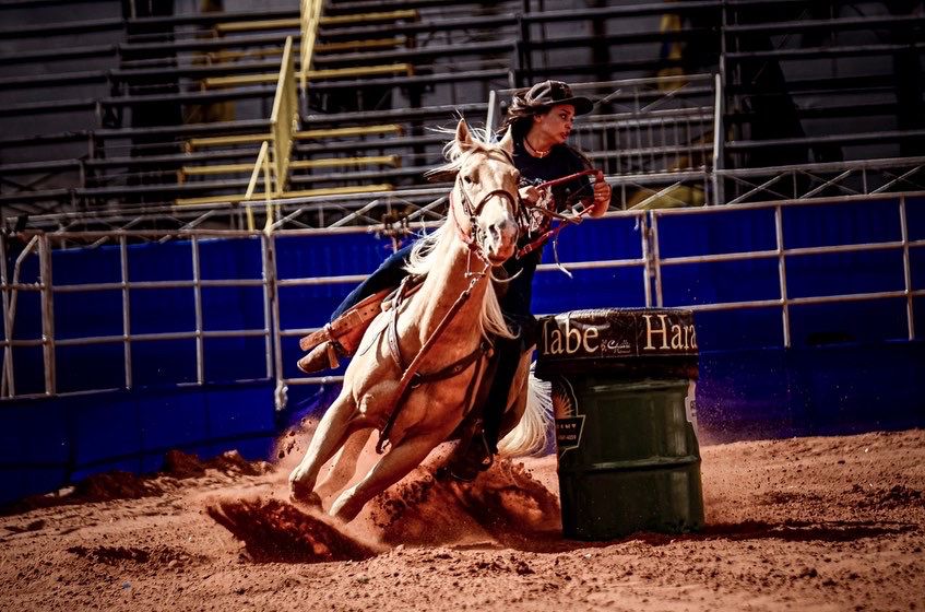 Provas equestres levam velocidade, técnica e emoção à programação do Camaru 2026